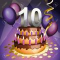 10651940 dixi me anniversaire g teau avec des nombres des bougies et des ballons banque d images